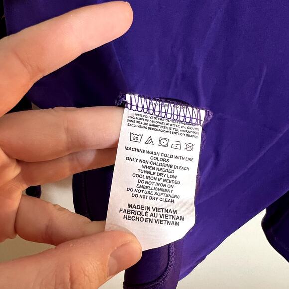 Minnesota Vikings Athletic 1/4 Zip - Picture 4 of 4